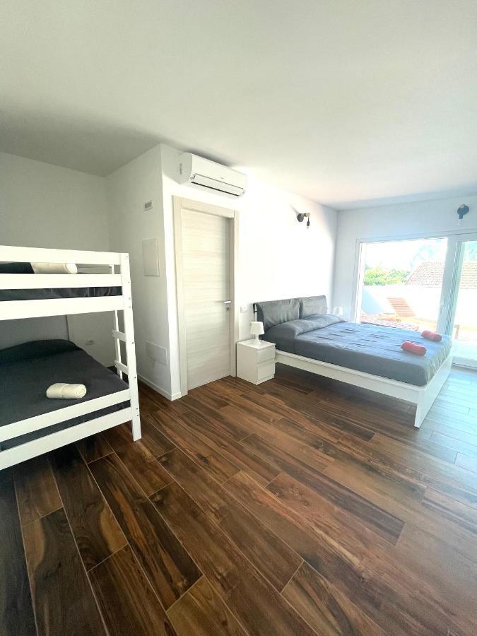 Garda Family & Solarium Leilighet Riva del Garda Eksteriør bilde