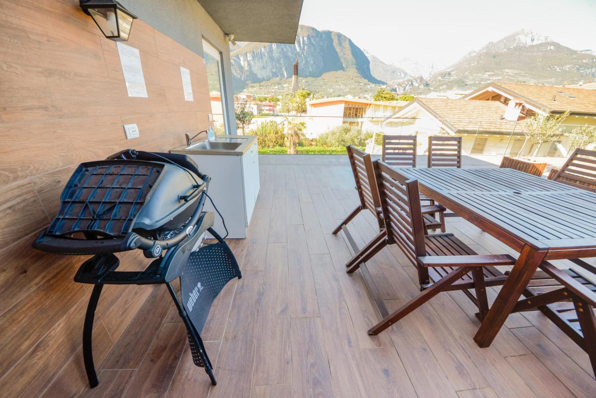 Garda Family & Solarium Leilighet Riva del Garda Eksteriør bilde