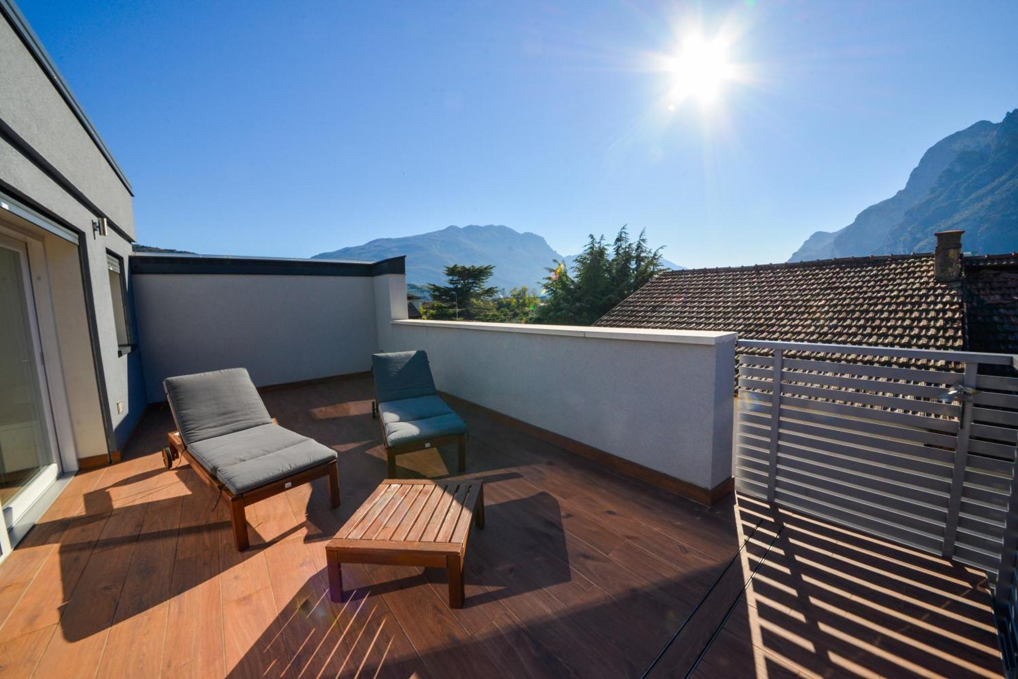 Garda Family & Solarium Leilighet Riva del Garda Eksteriør bilde
