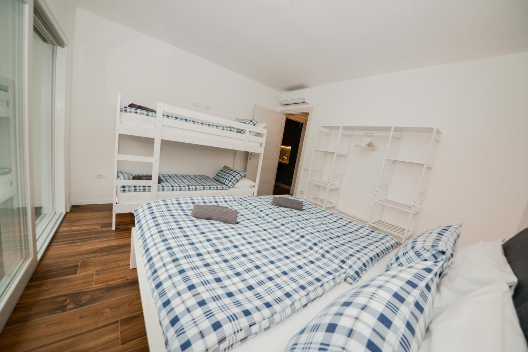 Garda Family & Solarium Leilighet Riva del Garda Eksteriør bilde