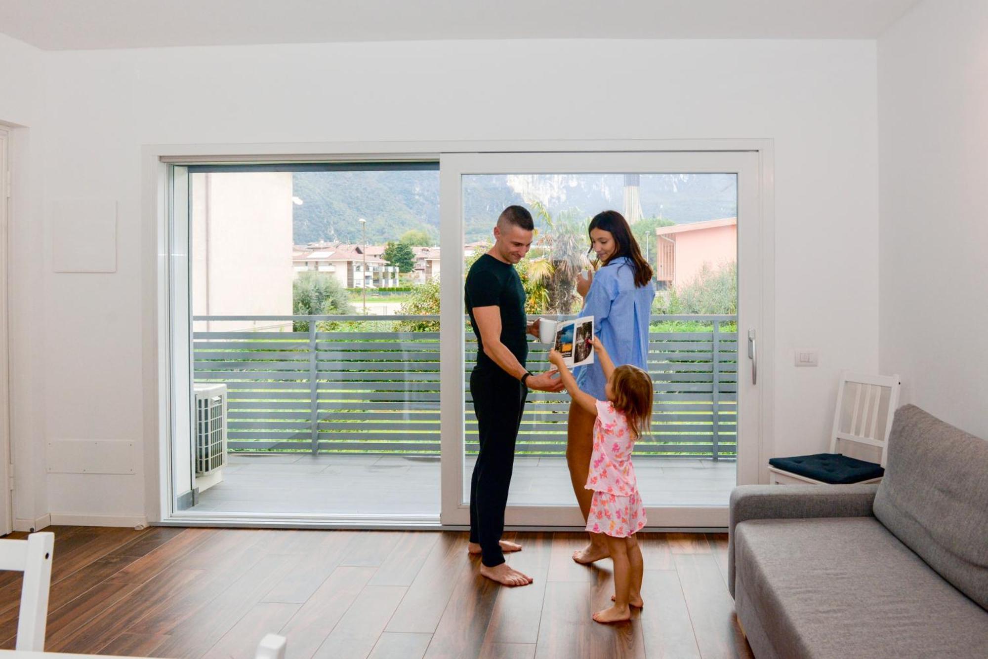Garda Family & Solarium Leilighet Riva del Garda Eksteriør bilde
